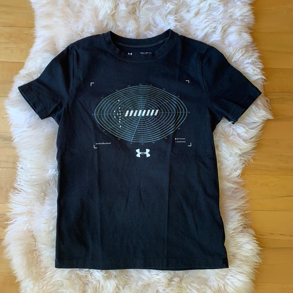 Under armour tee, size youth Small